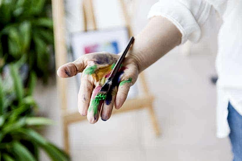 Yağlı Boya Elden Nasıl Çıkar?